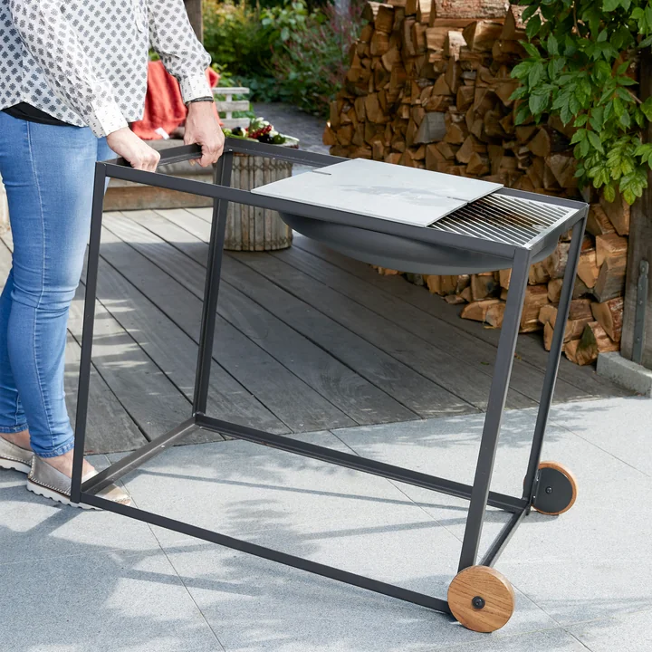 Konstantin Slawinski - Wielen voor Slide Grill