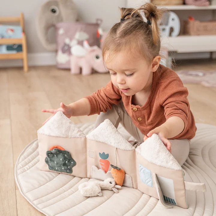 Stoffenboek van Done by Deer