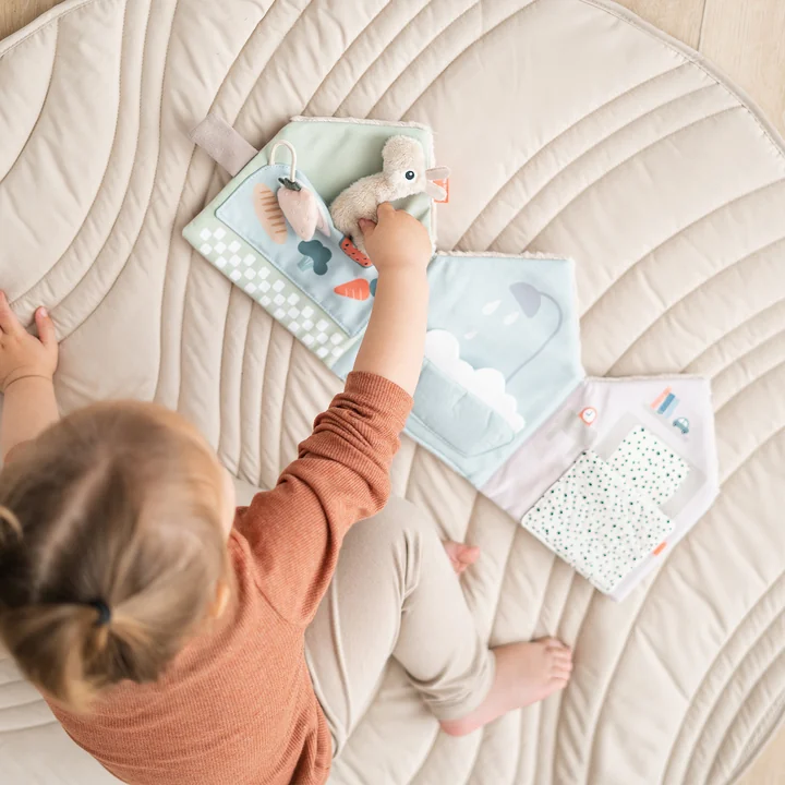 Stoffenboek van Done by Deer