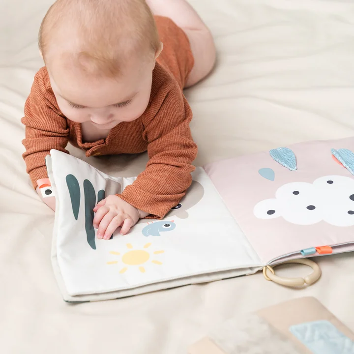 Stoffenboek van Done by Deer