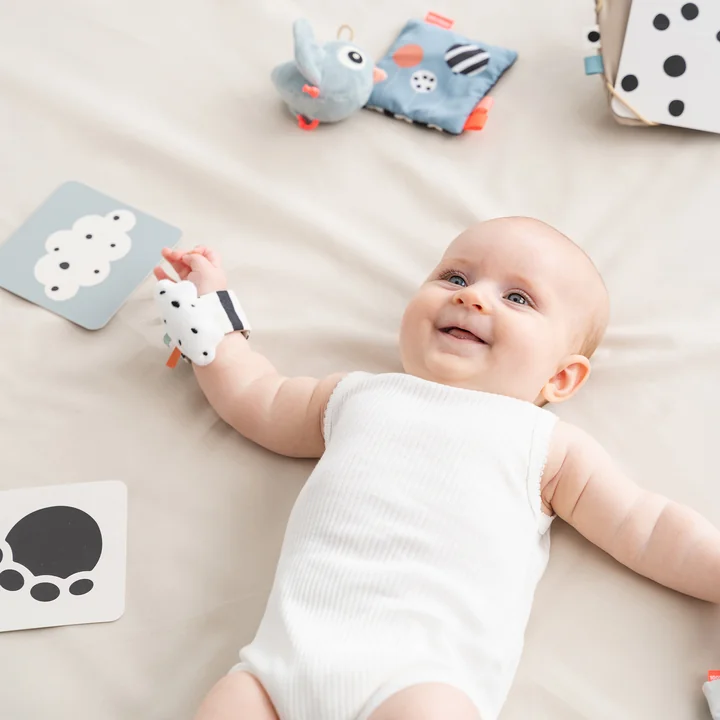 Rammelaararmband van Done by Deer