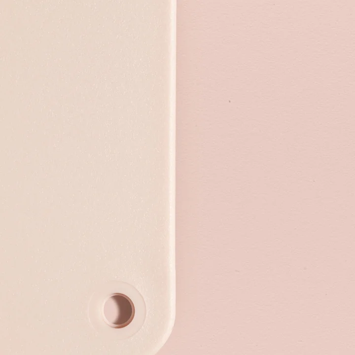 Vitra Eames Plastic RE materiaalmonster van in de kleur lichtroze