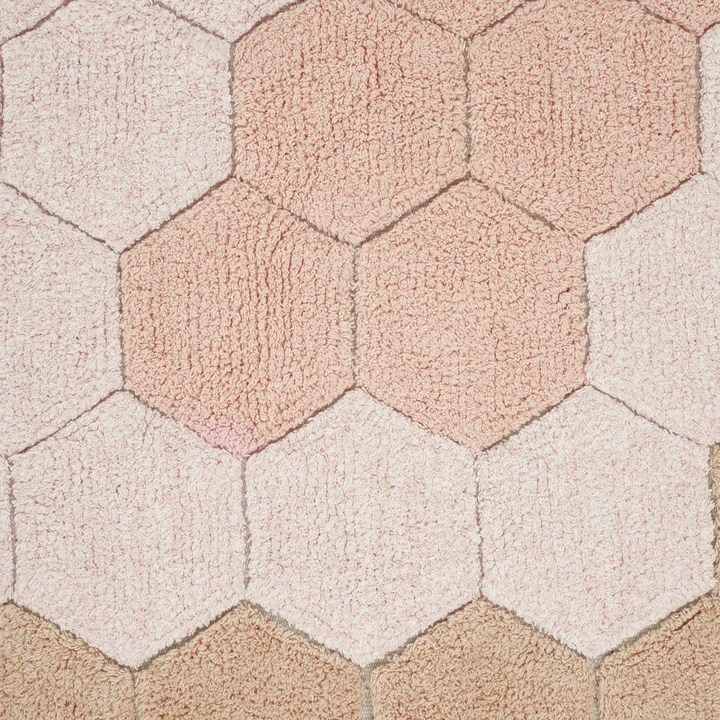 Honeycomb afwasbaar tapijt van Lorena Canals