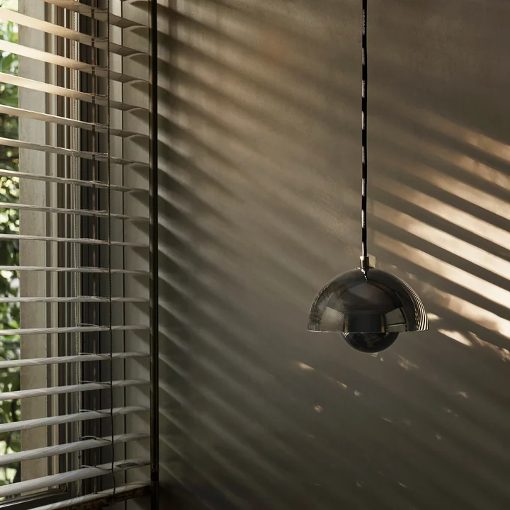 FlowerPot VP10 Hanglamp, verchroomd door & Tradition