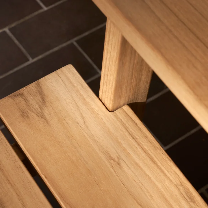GL101 Timbur Tuinbank, onbehandeld teakhout van Carl Hansen