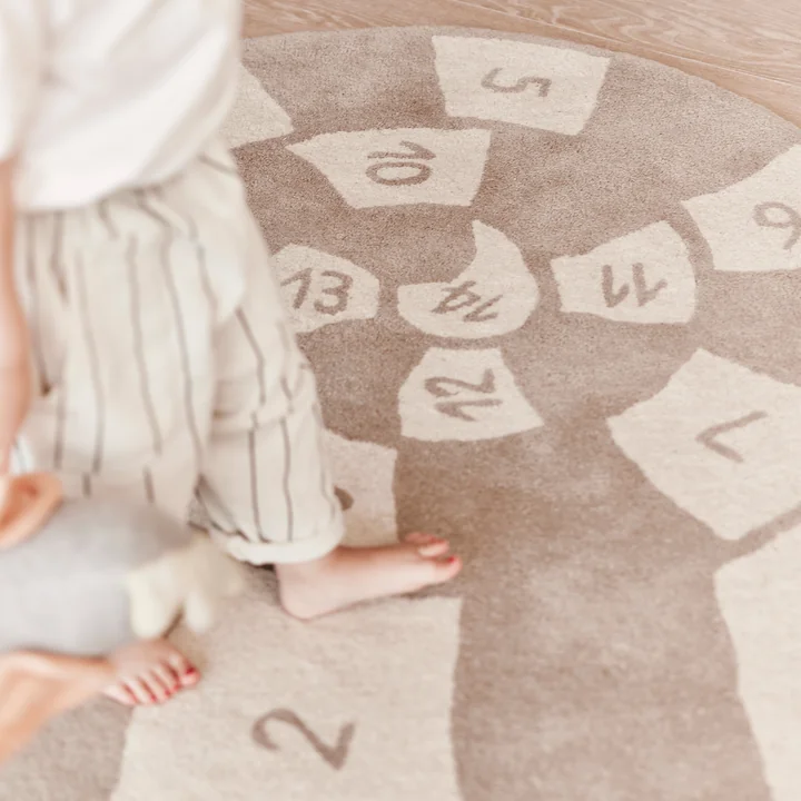 Nautilus Vloerkleed, klei / gebroken wit van OYOY Mini