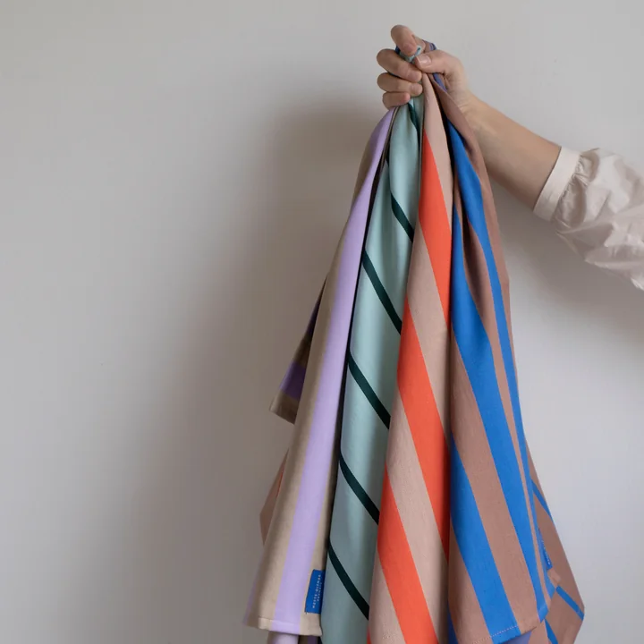 Gestreepte keukenhanddoek van Mette Ditmer
