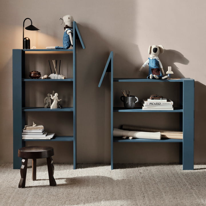 Giraffe Boekenplank, donkerblauw van ferm Living