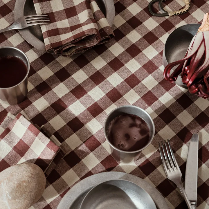 Bothy Check Tafelkleed en getrommelde mok, roestvrij staal van Ferm Living