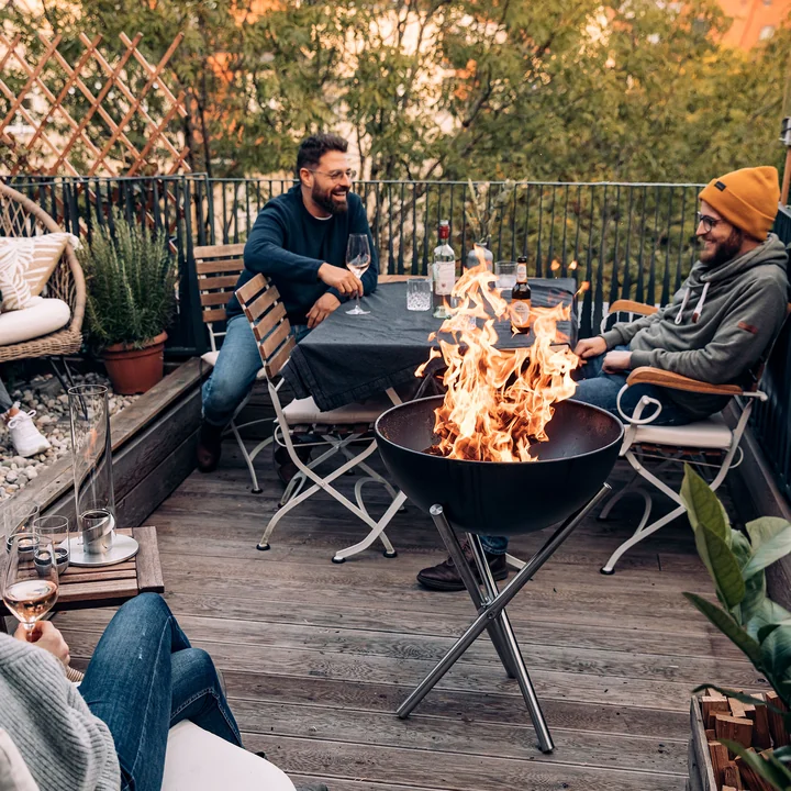 Bowl 57 Plancha grillset van höfats in de drievoet, hoge uitvoering