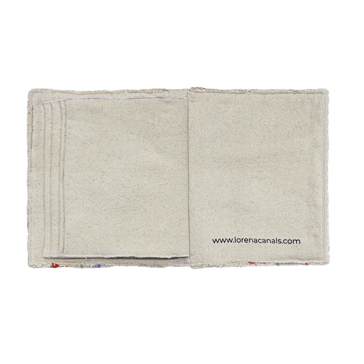 Activiteitenboek van Lorena Canals