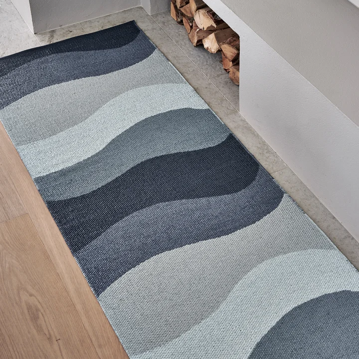 Urvi Tapijt, water uit Pappelina