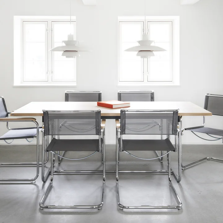 Thonet - S 1070 Eettafel, massief geolied eiken