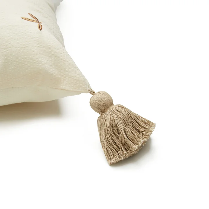 Geborduurd kussen van Cam Cam Copenhagen