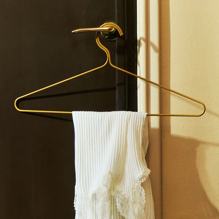 Kleur kleerhanger, dijon van HAY