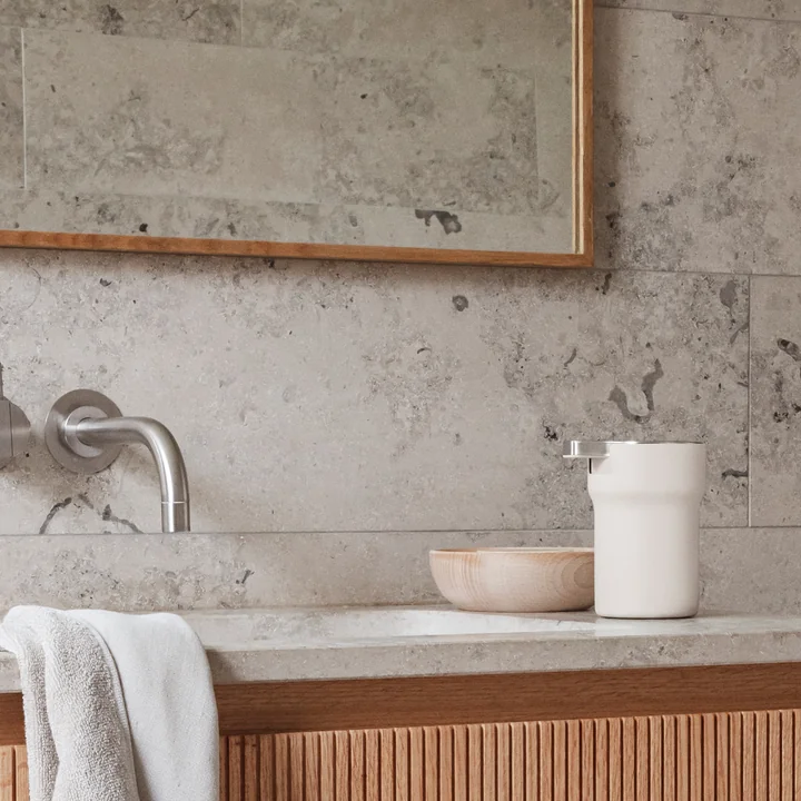 Citadel zeepdispenser, zand van Eva Solo