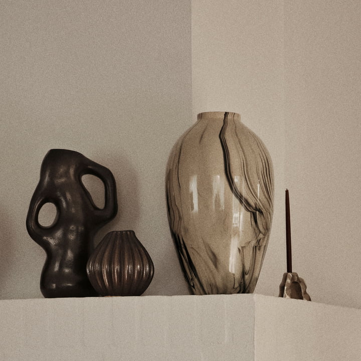 3. Ingrid vaas, Ø 2 5 cm x H 40 cm, beige / zwart by Broste Copenhagen