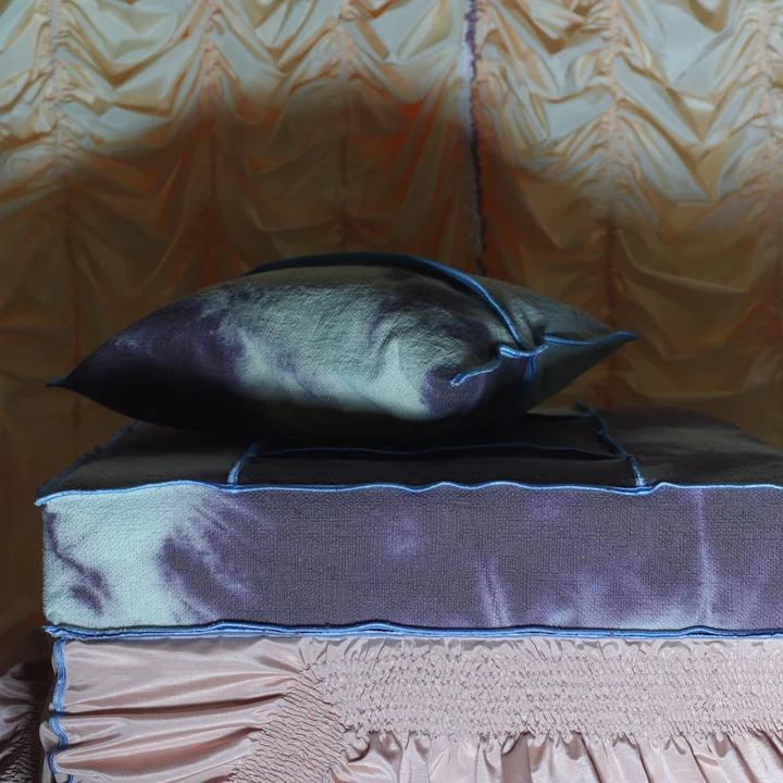 Kussen, 40 x 40 cm, marmer espresso van Juslin Maunula