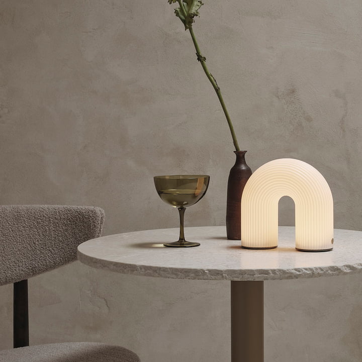 ferm Living - Vuelta draagbare oplaadbare lamp, wit