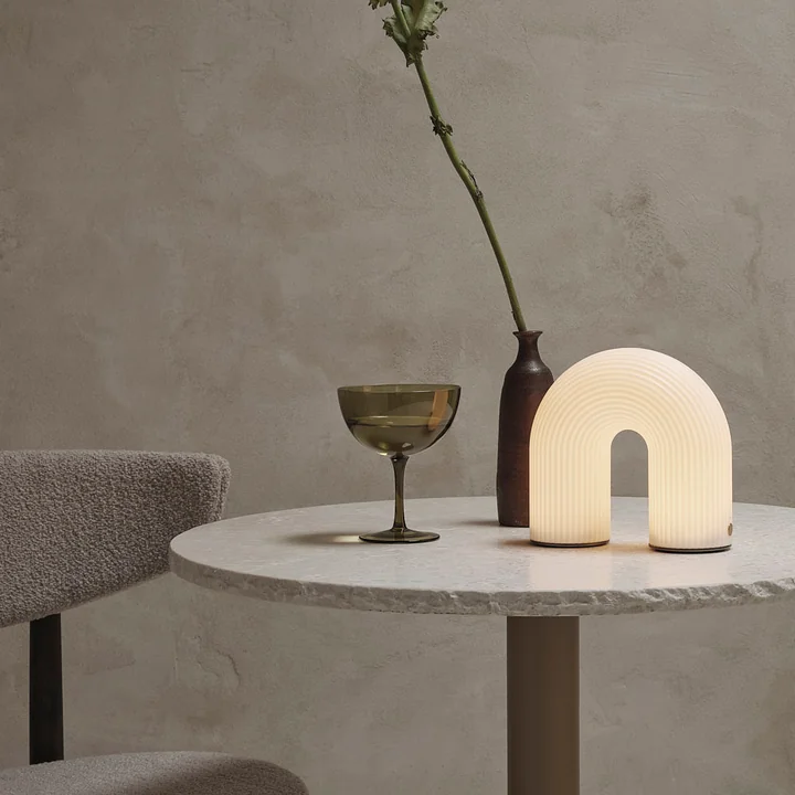 Ferm Living - Vuelta draagbare oplaadbare lamp, wit