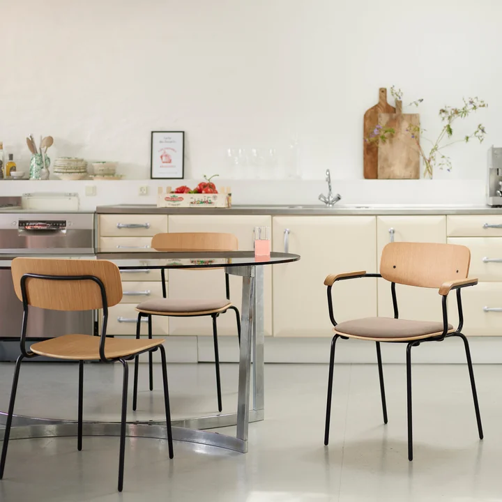 FDB Møbler - J182 Holmen fauteuil, zwart / eiken / taupe (Grain 61230)