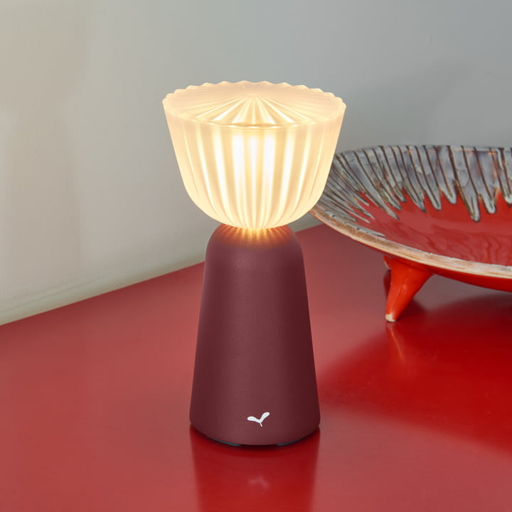 Fermob - Zwenkbare oplaadbare LED-lamp, zwart kersenhout