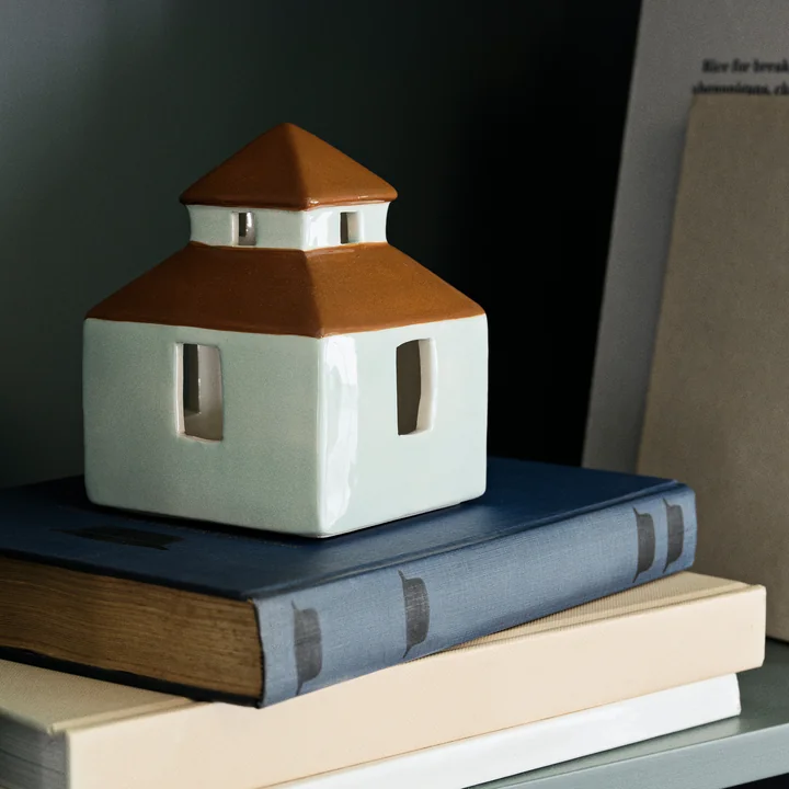 Broste Copenhagen - Bo Decoratief huis, licht turquoise / karamelbruin