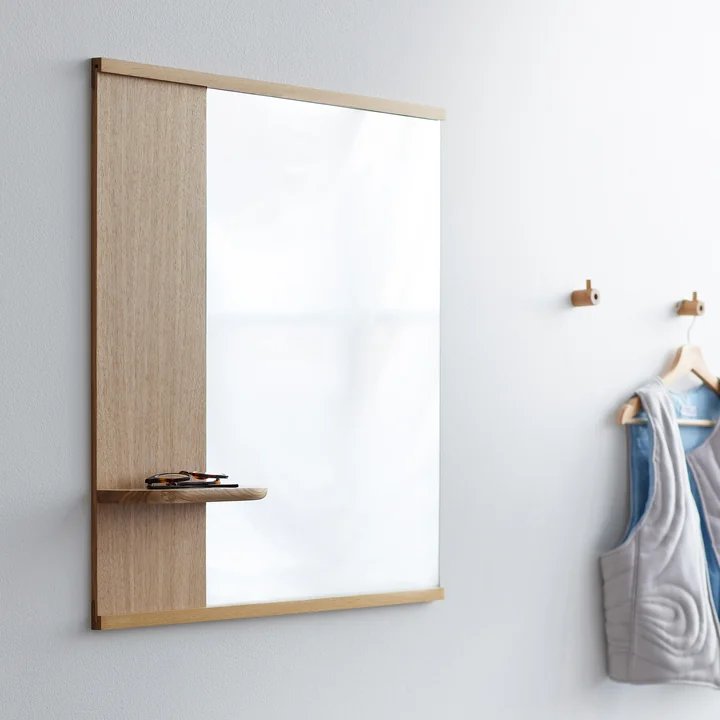 Moebe - Wandspiegel met plank