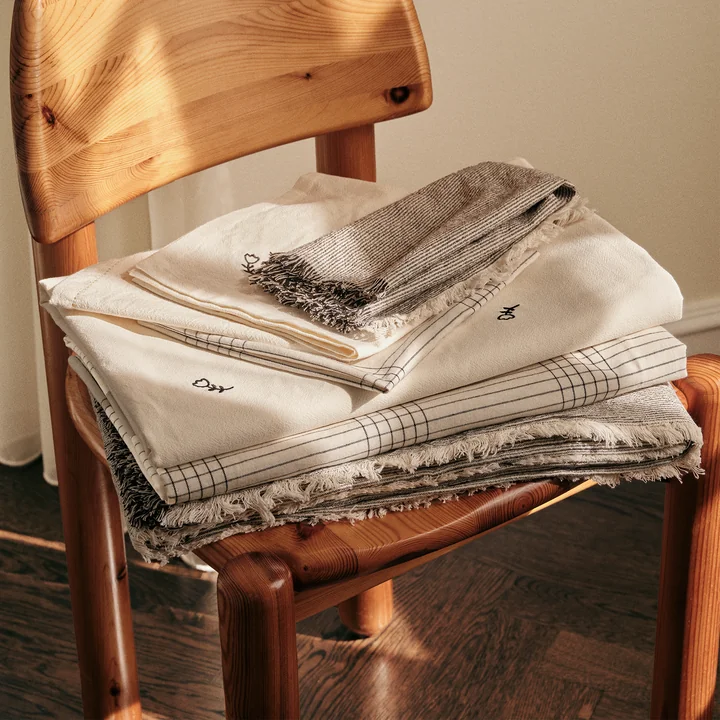 Broste Copenhagen Mai - Servet en tafelkleed, zwart / gebroken wit