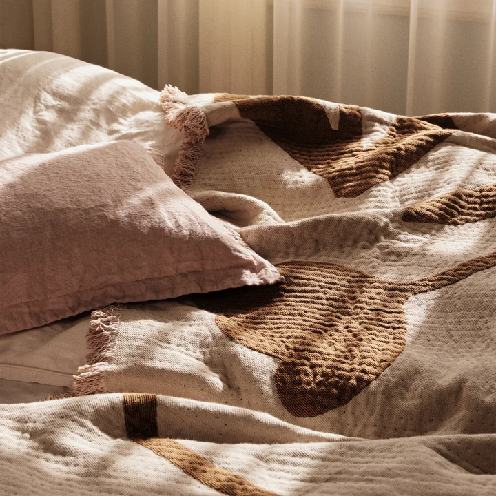 Broste Copenhagen Rosita - Deken, 130 x 180 cm, goudbruin / mauve-roze