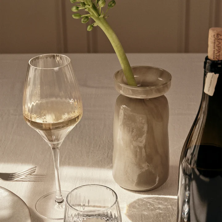 Broste Copenhagen Solai - Vaas, Ø 10 x 19,5 cm, lichtgroen