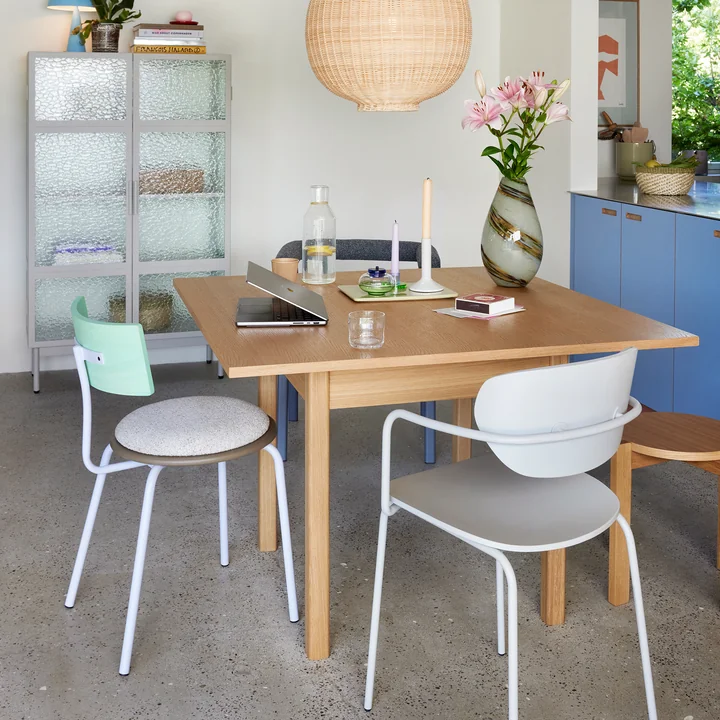 Hübsch Interior - Geo eettafel 110 x 110 cm, eiken