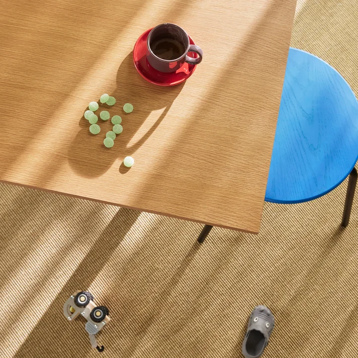 Hübsch Interior - Geo eettafel 110 x 110 cm, eiken