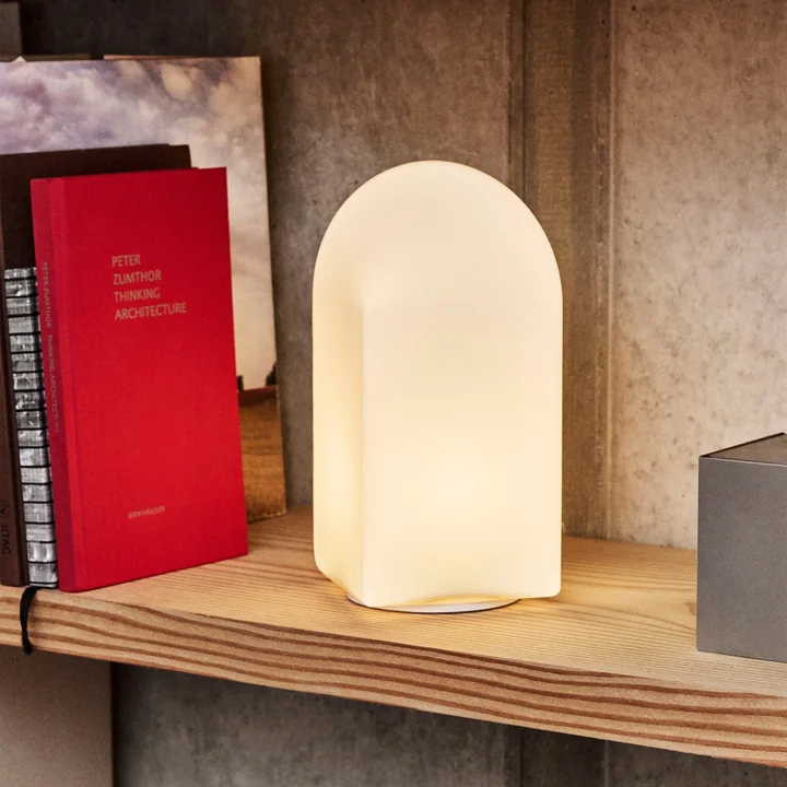 Parade HAY - Draagbare tafellamp 240, schelp wit