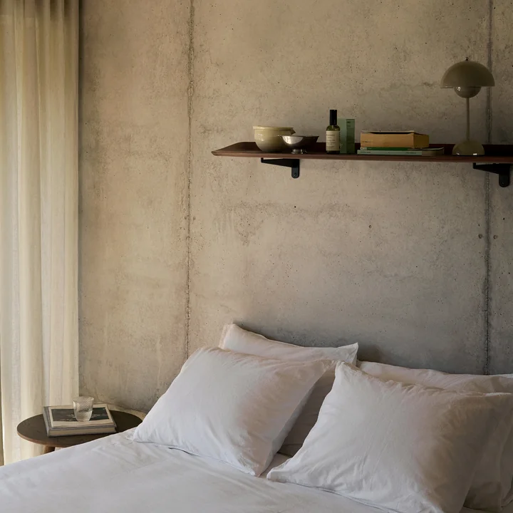 & Tradition - Guild HM15 wandplank, 120 x 25 cm, zwart / walnoot gelakt