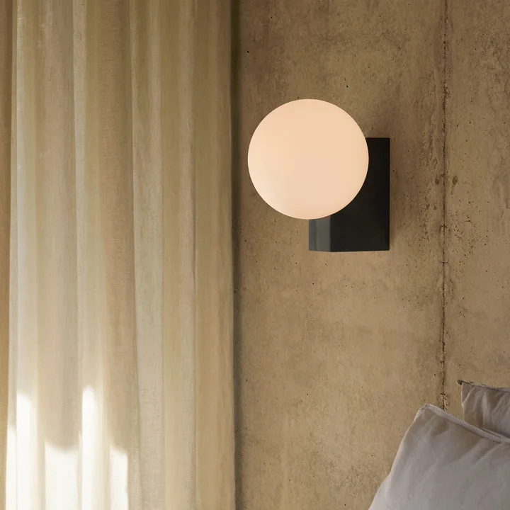 & Tradition Journey SHY2 - Wandlamp, staalblauw / opaalglas