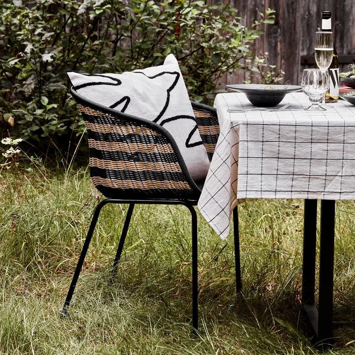 House Doctor Hapur - Rieten fauteuil, naturel / zwart