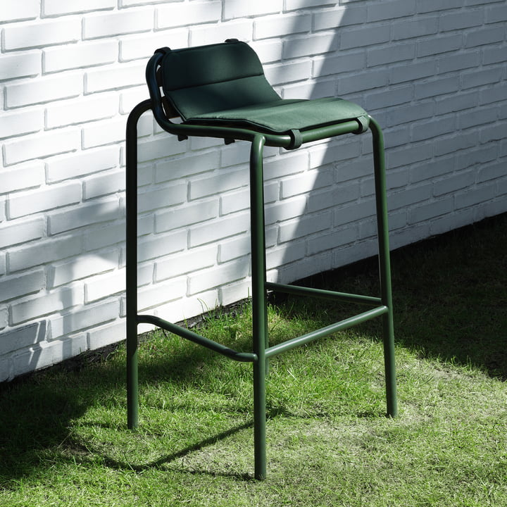 Normann Copenhagen - Vig barkruk, h 75 cm, zwart met zitkussen, donkergroen