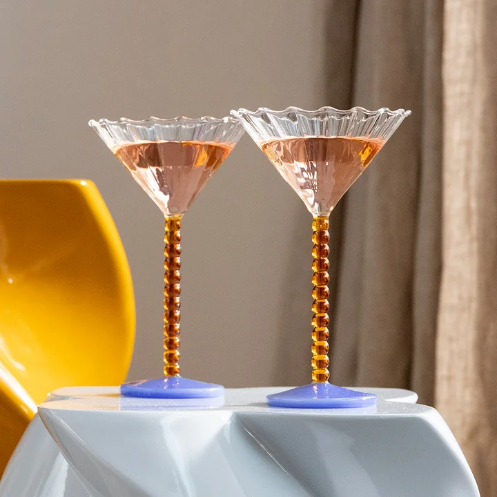 & klevering - Coupe Perle cocktailglas, karamel (set van 2)