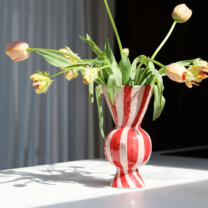 & klevering - Ruitvormige vaas, rood