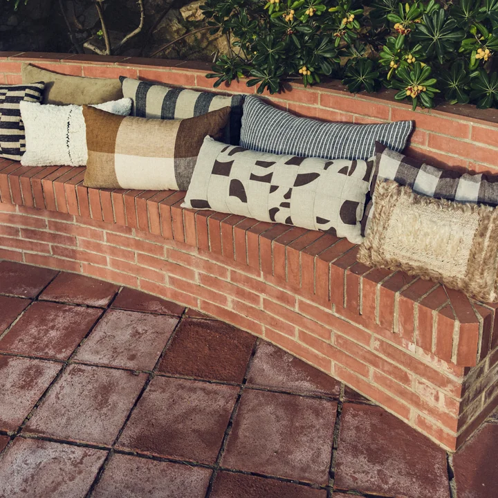 HKliving - Natural Patched kussen, 70 x 30 cm, beige / bruin