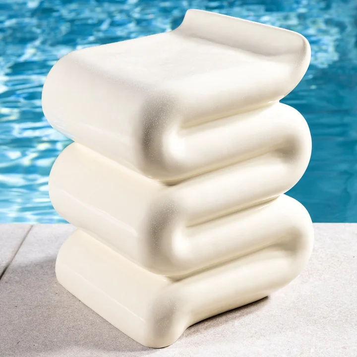 & klevering Pillar Whip - Bijzettafel, H 46 cm, gebroken wit