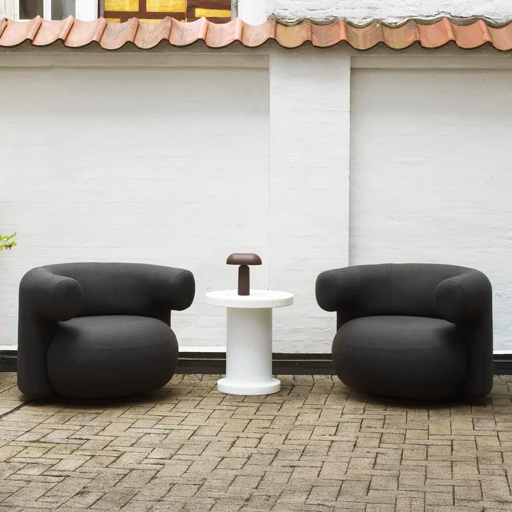 Normann Copenhagen - Burra buiten lounge stoel met omgekeerde draaifunctie, kastanje (Natté 10102)