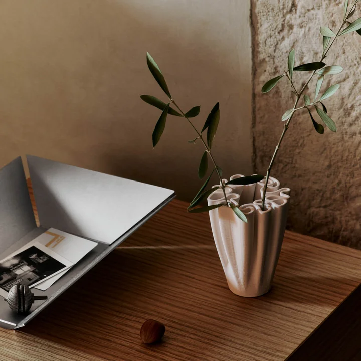 Ferm Living - Dedali Vaas, H 18 cm, gebroken wit