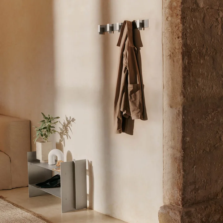 Ferm Living - Lager Staande plank laag en wandkapstok, aluminium