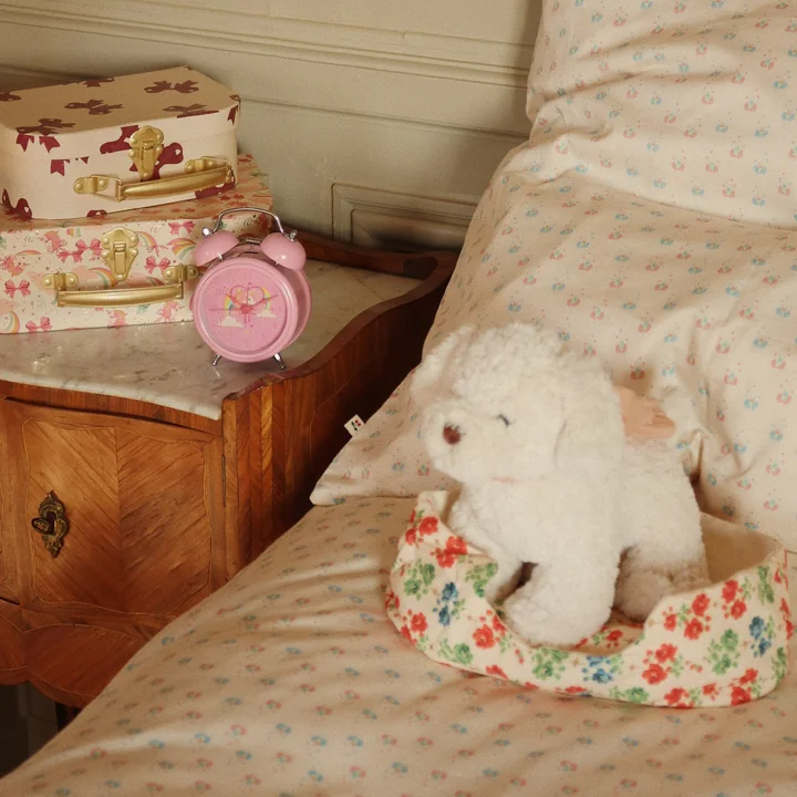 Konges Sløjd - Madeleine knuffel met mandje, puppy, fiola