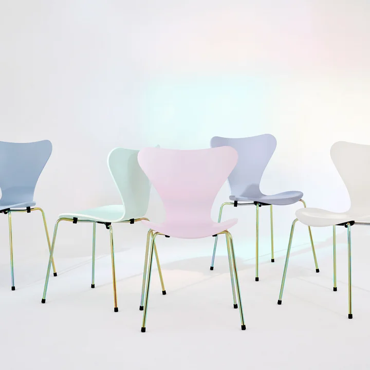 Fritz Hansen - Serie 7 Regenboogstoel (Speciale uitgave 2025)