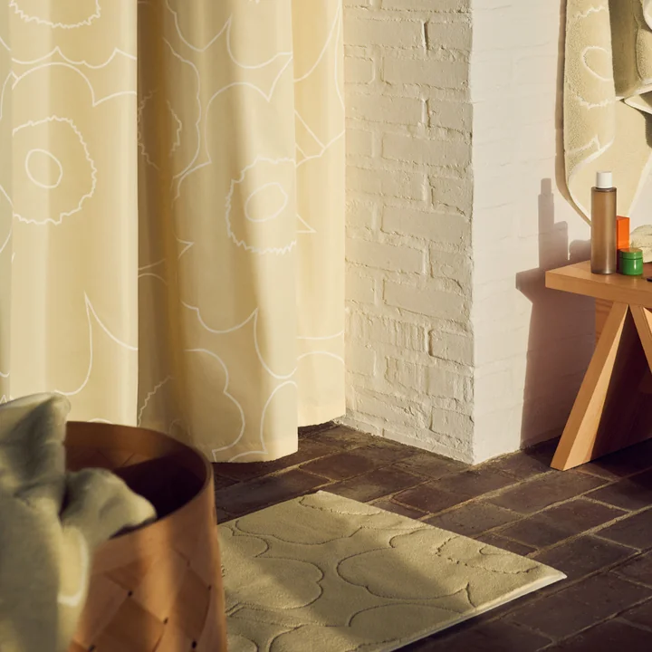 Marimekko - Piirto Unikko badmat, 50 x 80 cm, stro / gebroken wit