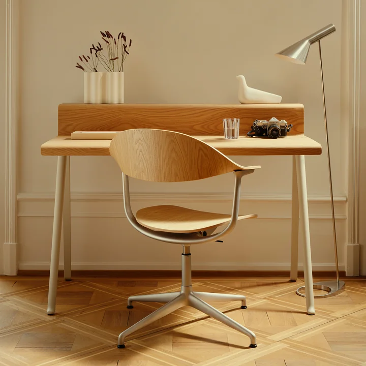 Vitra - Courier Bureau, licht eiken / krijt