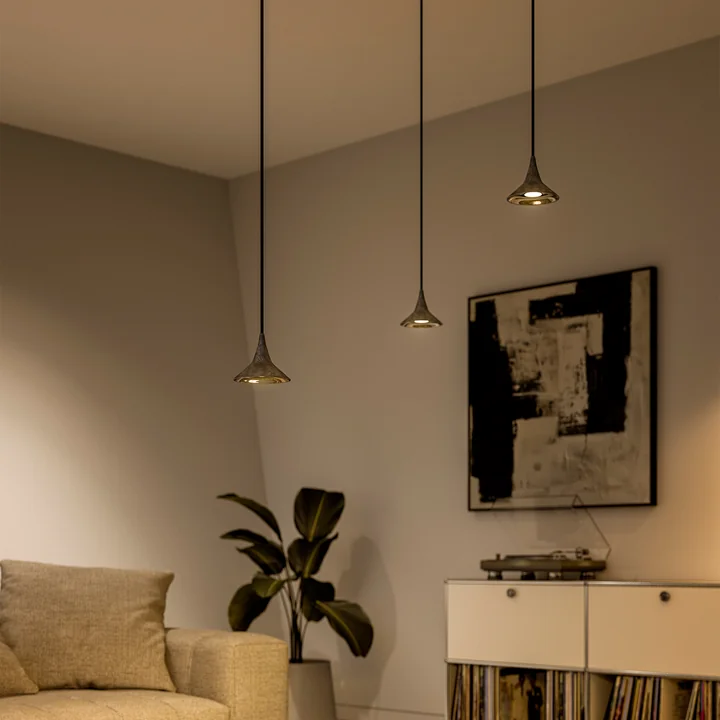 Artemide - Unterlinden LED hanglamp, messing met zwarte kabel